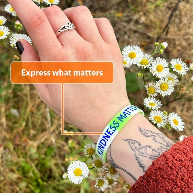 gift 77pcs custom silicone bracelets   supplies