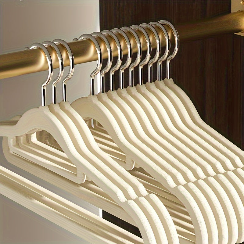 5pcs flocked hangers   pendants flocking non slip