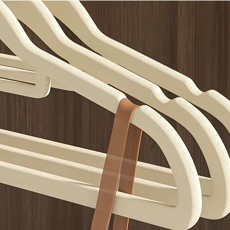 5pcs flocked hangers   pendants flocking non slip